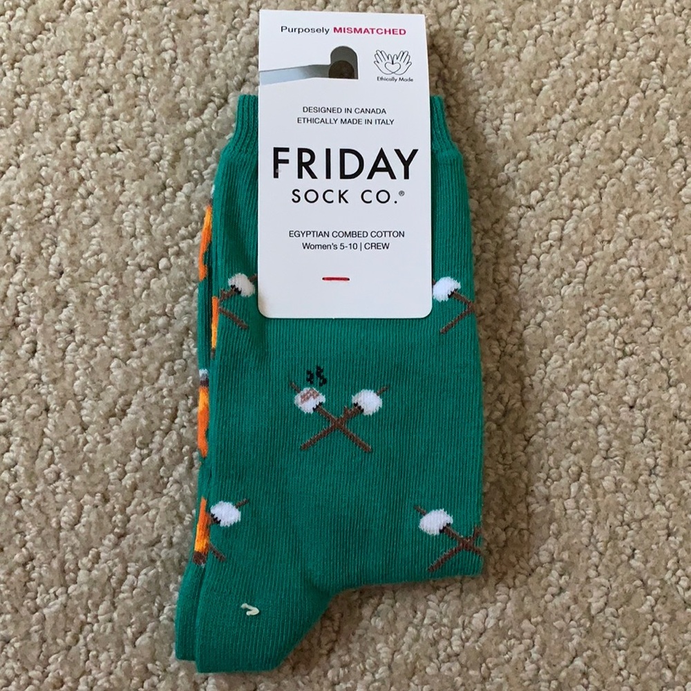 NWT Friday Co S’mores Socks
